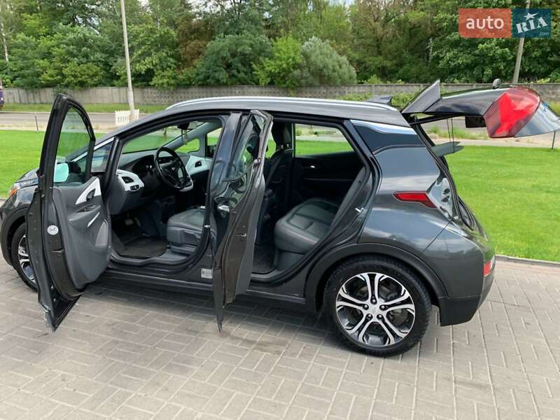 Хэтчбек Chevrolet Bolt EV 2018 в Киеве