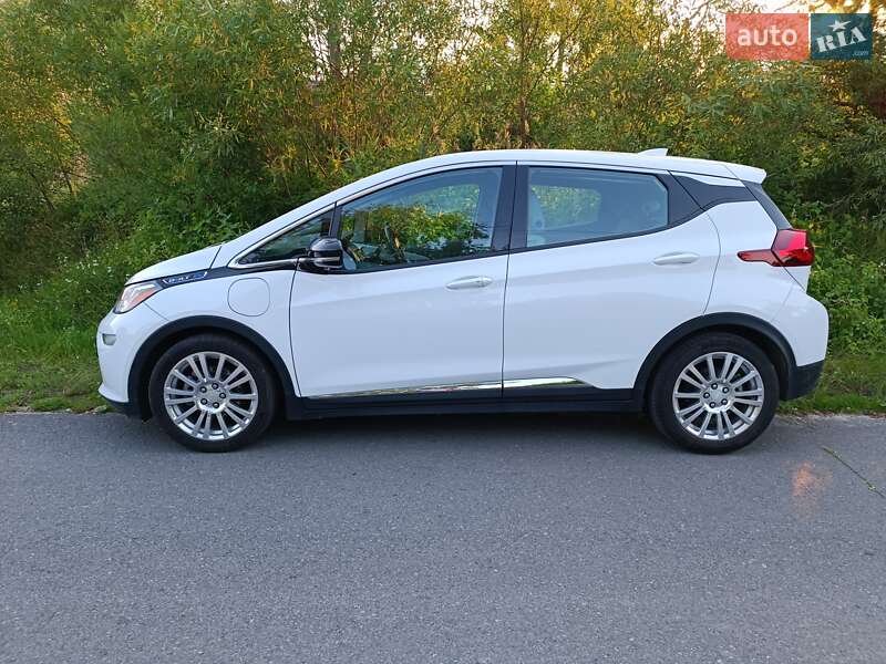 Хетчбек Chevrolet Bolt EV 2020 в Львові