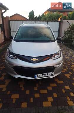 Хэтчбек Chevrolet Bolt EV 2018 в 