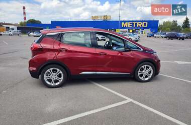 Хэтчбек Chevrolet Bolt EV 2018 в 