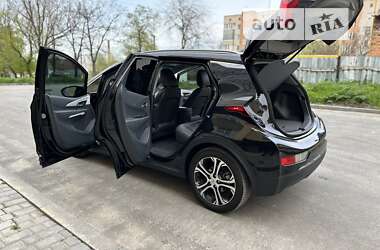 Хэтчбек Chevrolet Bolt EV 2020 в 
