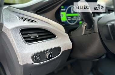 Хэтчбек Chevrolet Bolt EV 2020 в 