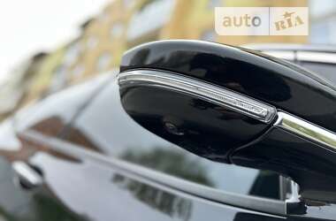 Хэтчбек Chevrolet Bolt EV 2020 в 