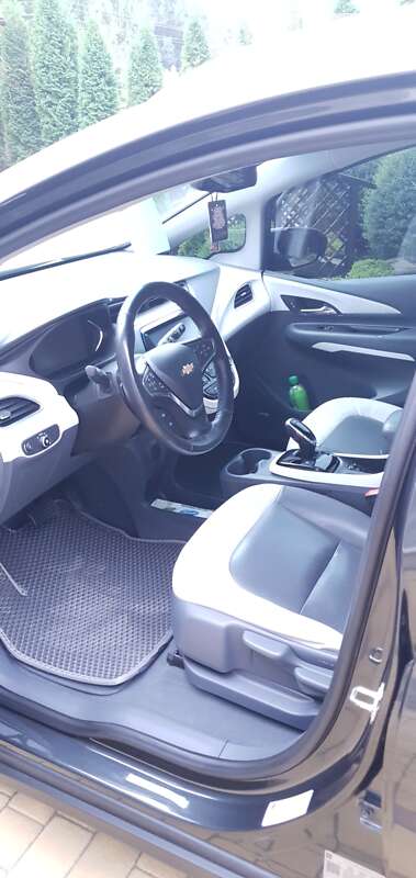 Хэтчбек Chevrolet Bolt EV 2017 в Виннице