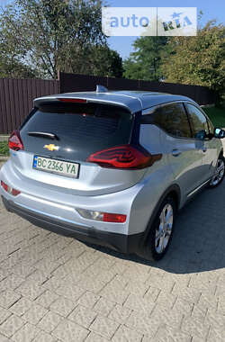 Хэтчбек Chevrolet Bolt EV 2017 в 