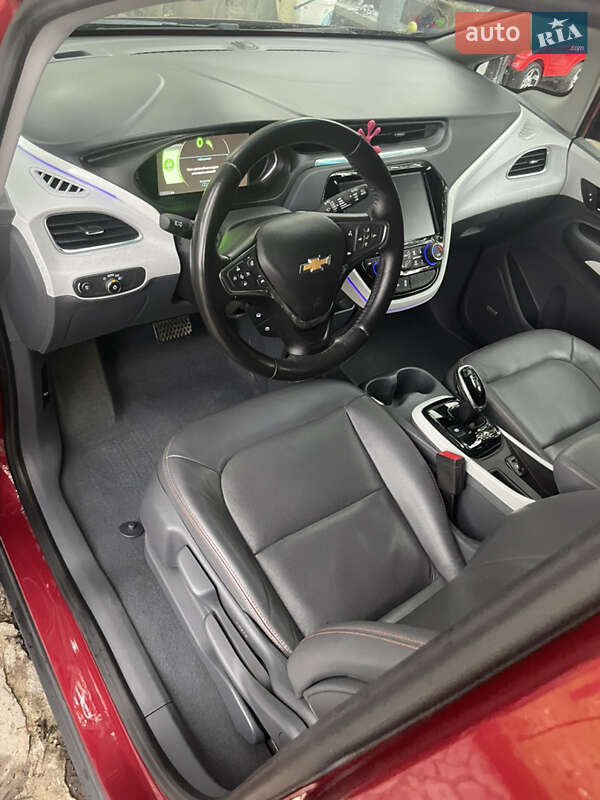 Хэтчбек Chevrolet Bolt EV 2017 в Ужгороде