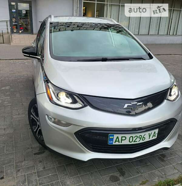 Хэтчбек Chevrolet Bolt EV 2017 в Запорожье