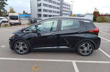 Хэтчбек Chevrolet Bolt EV 2017 в 