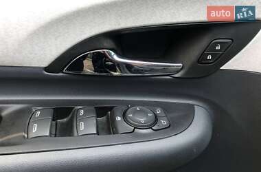Хетчбек Chevrolet Bolt EV 2019 в Львові