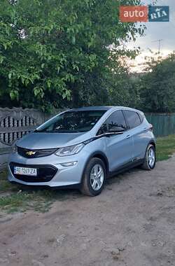 Хэтчбек Chevrolet Bolt EV 2017 в 