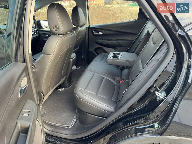 Хэтчбек Chevrolet Bolt EV 2022 в Киеве