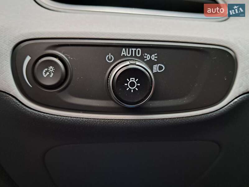 Хэтчбек Chevrolet Bolt EV 2021 в Львове фото 51 Хэтчбек Chevrolet Bolt EV 2021 в Львове