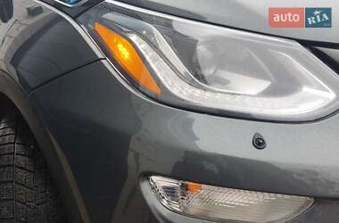 Хэтчбек Chevrolet Bolt EV 2019 в 