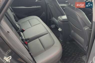 Хэтчбек Chevrolet Bolt EV 2019 в 