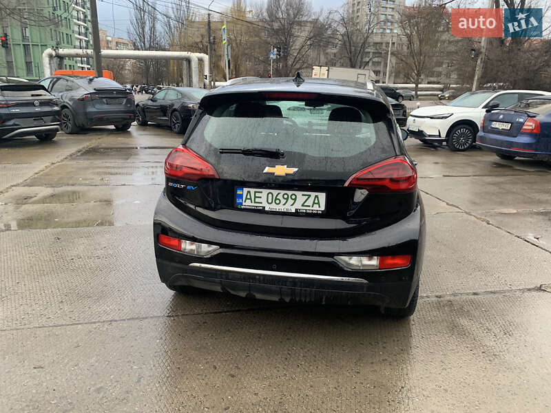 Хэтчбек Chevrolet Bolt EV 2018 в Днепре