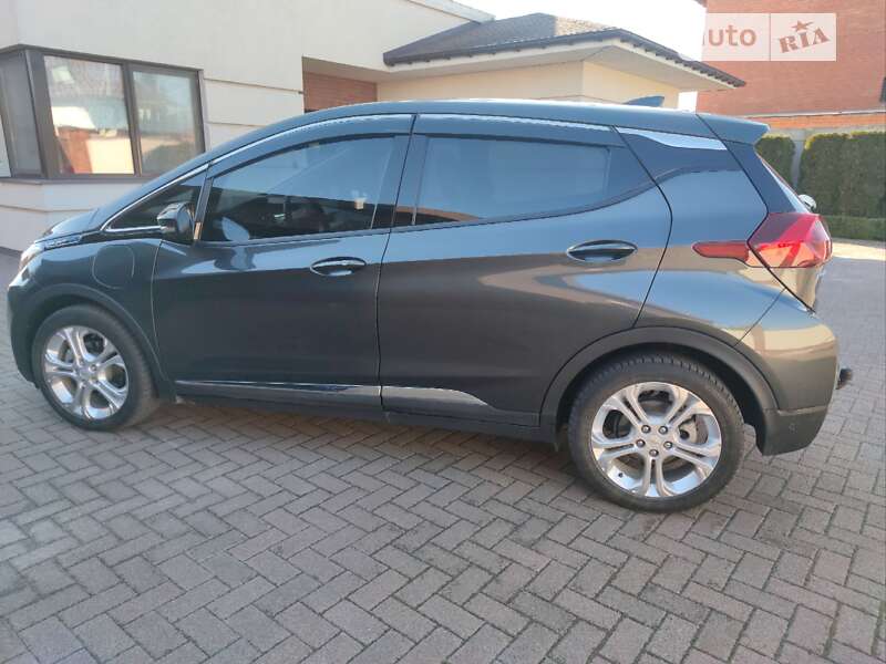 Хэтчбек Chevrolet Bolt EV 2020 в Днепре