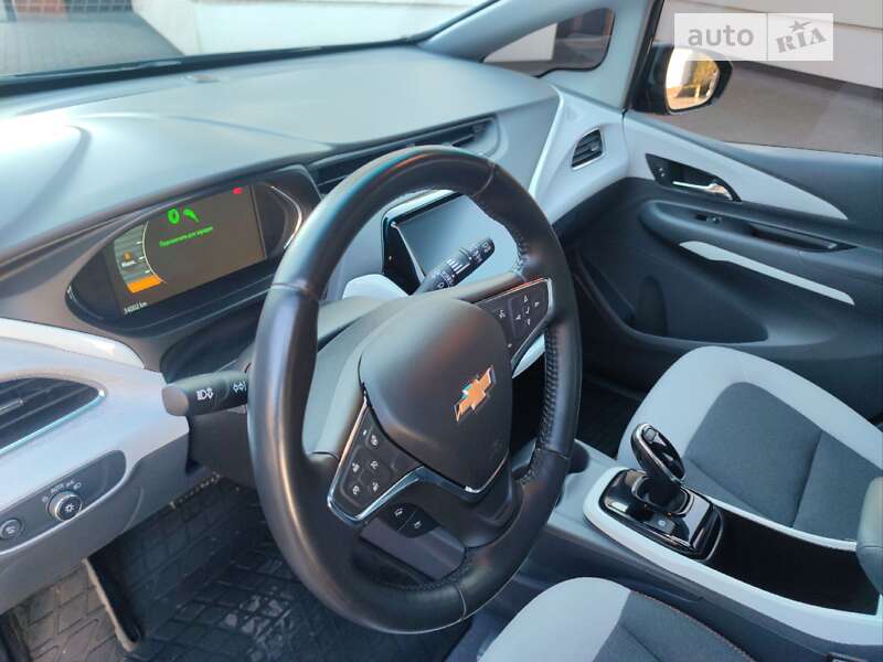 Хэтчбек Chevrolet Bolt EV 2020 в Днепре