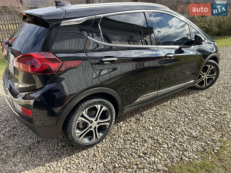 Хэтчбек Chevrolet Bolt EV 2017 в Рожнятове фото Хэтчбек Chevrolet Bolt EV 2017 в Рожнятове