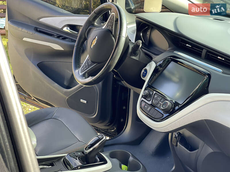 Хэтчбек Chevrolet Bolt EV 2017 в Рожнятове фото 28 Хэтчбек Chevrolet Bolt EV 2017 в Рожнятове