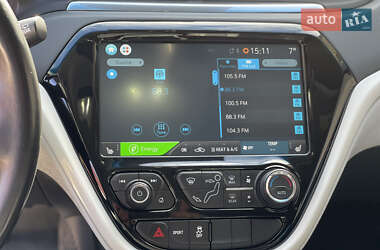 Хетчбек Chevrolet Bolt EV 2017 в  фото 31 Хетчбек Chevrolet Bolt EV 2017 в