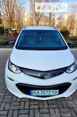 Хэтчбек Chevrolet Bolt EV 2017 в 