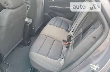Хэтчбек Chevrolet Bolt EV 2023 в 