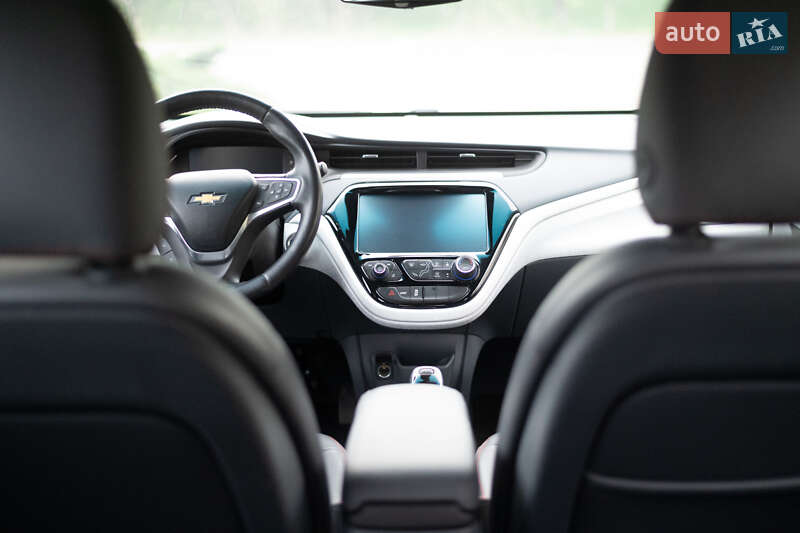 Хэтчбек Chevrolet Bolt EV 2017 в Днепре