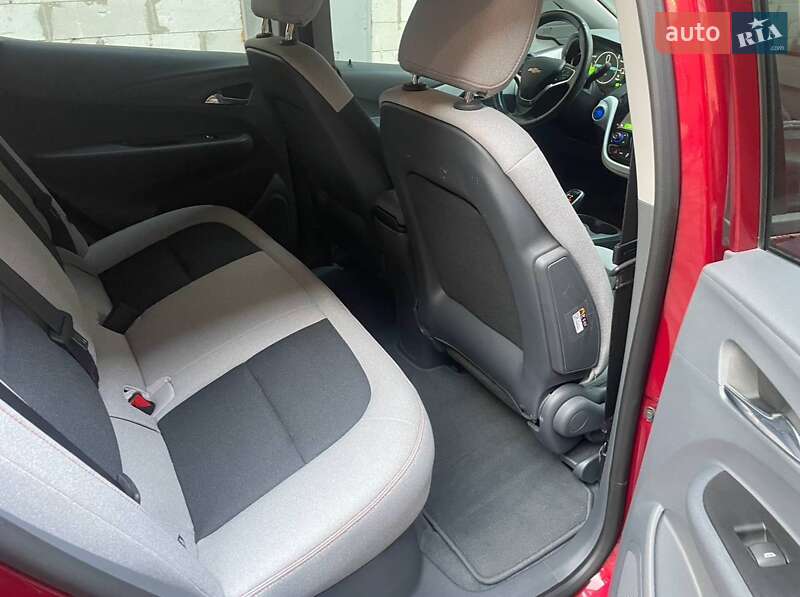 Хэтчбек Chevrolet Bolt EV 2020 в Днепре