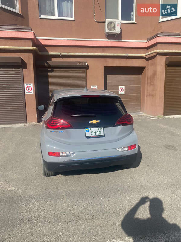 Хетчбек Chevrolet Bolt EV 2021 в Києві фото 6 Хетчбек Chevrolet Bolt EV 2021 в Києві