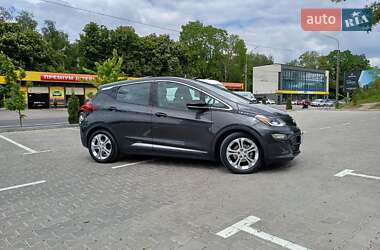 Хэтчбек Chevrolet Bolt EV 2017 в 
