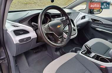 Хэтчбек Chevrolet Bolt EV 2017 в 