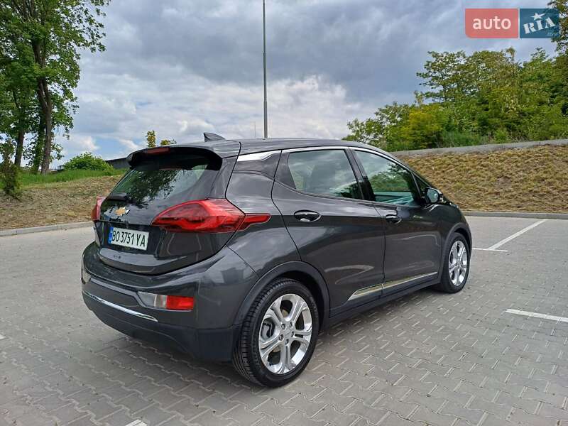 Хэтчбек Chevrolet Bolt EV 2017 в Тернополе