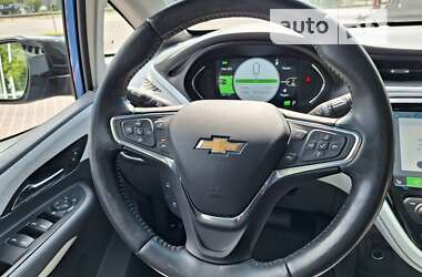 Хэтчбек Chevrolet Bolt EV 2020 в Киеве