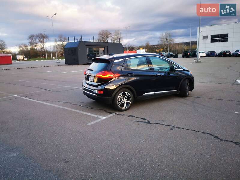 Хэтчбек Chevrolet Bolt EV 2018 в Киеве