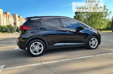 Хэтчбек Chevrolet Bolt EV 2021 в 