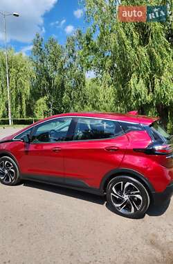 Хэтчбек Chevrolet Bolt EV 2023 в 