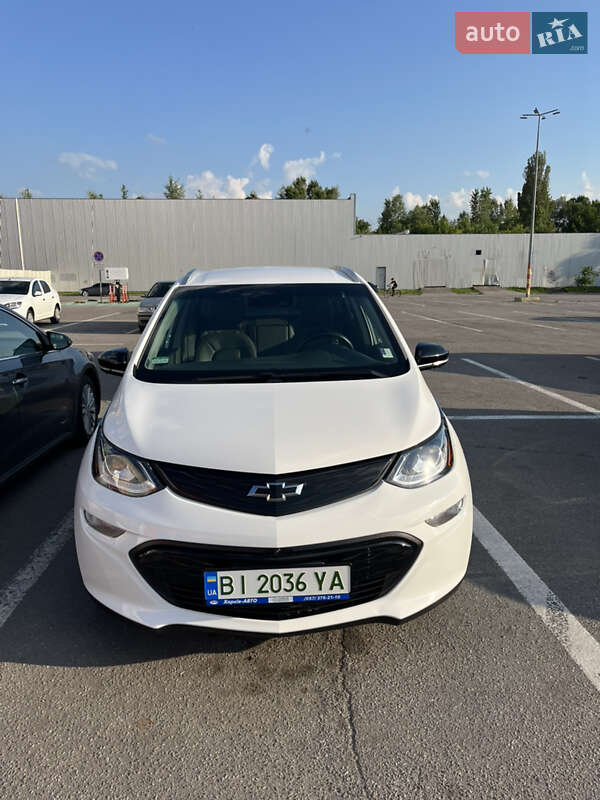 Хэтчбек Chevrolet Bolt EV 2021 в Павлограде