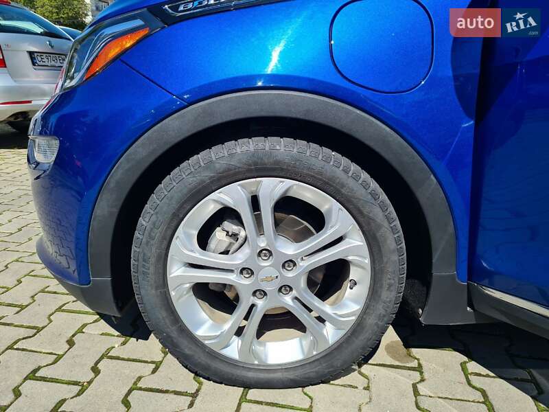 Хэтчбек Chevrolet Bolt EV 2017 в Черновцах