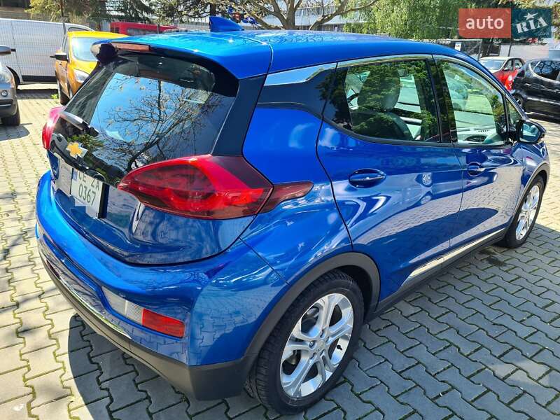 Хэтчбек Chevrolet Bolt EV 2017 в Черновцах