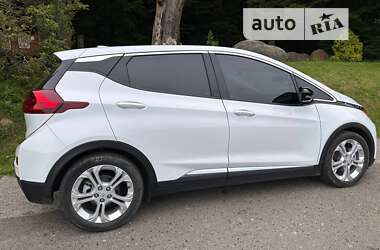 Хэтчбек Chevrolet Bolt EV 2019 в 