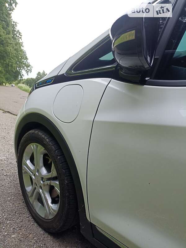 Хэтчбек Chevrolet Bolt EV 2019 в Дрогобыче фото 19 Хэтчбек Chevrolet Bolt EV 2019 в Дрогобыче