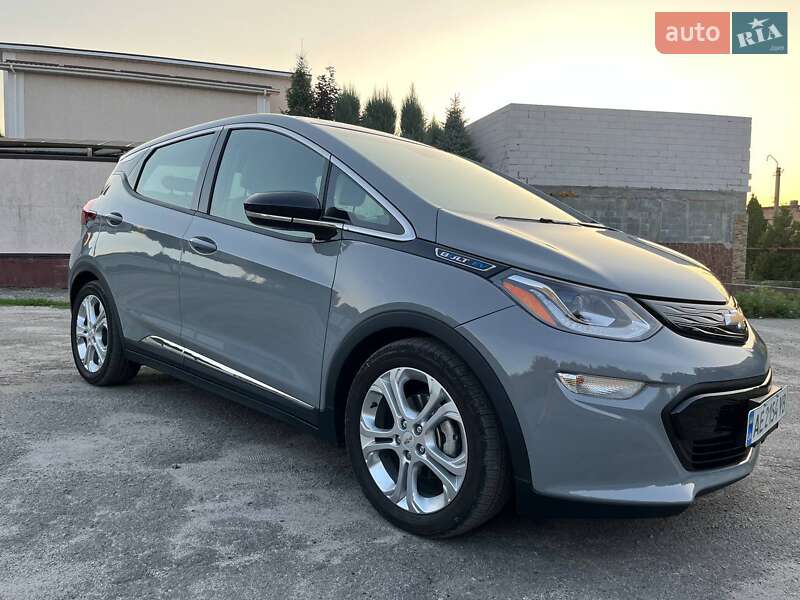 Хэтчбек Chevrolet Bolt EV 2020 в Днепре фото 35 Хэтчбек Chevrolet Bolt EV 2020 в Днепре
