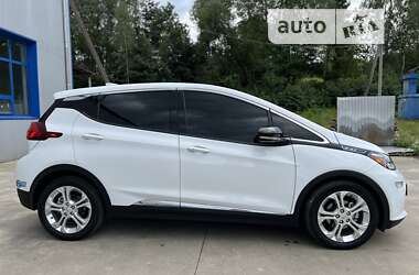 Хэтчбек Chevrolet Bolt EV 2020 в 