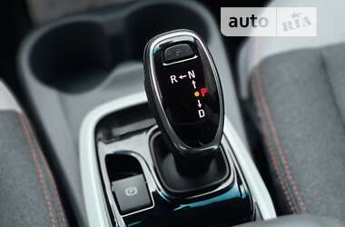 Хэтчбек Chevrolet Bolt EV 2020 в 