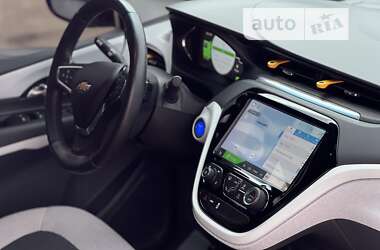 Хэтчбек Chevrolet Bolt EV 2020 в 