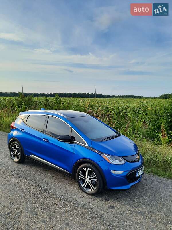 Хэтчбек Chevrolet Bolt EV 2017 в Ивано-Франковске фото 10 Хэтчбек Chevrolet Bolt EV 2017 в Ивано-Франковске