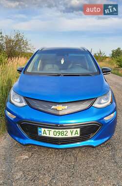 Хэтчбек Chevrolet Bolt EV 2017 в 