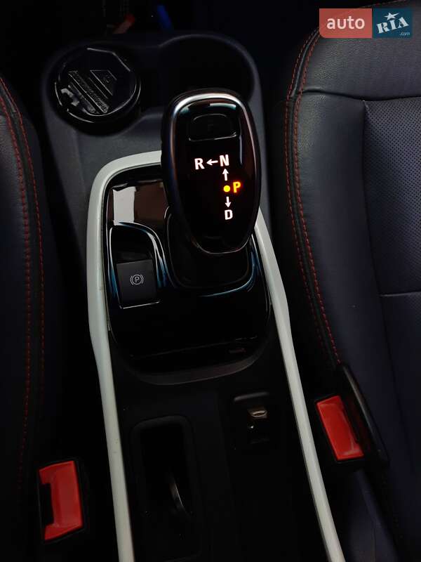 Хэтчбек Chevrolet Bolt EV 2017 в Ивано-Франковске фото 29 Хэтчбек Chevrolet Bolt EV 2017 в Ивано-Франковске