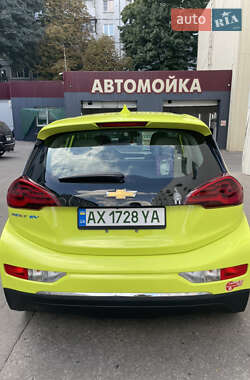 Хэтчбек Chevrolet Bolt EV 2018 в 