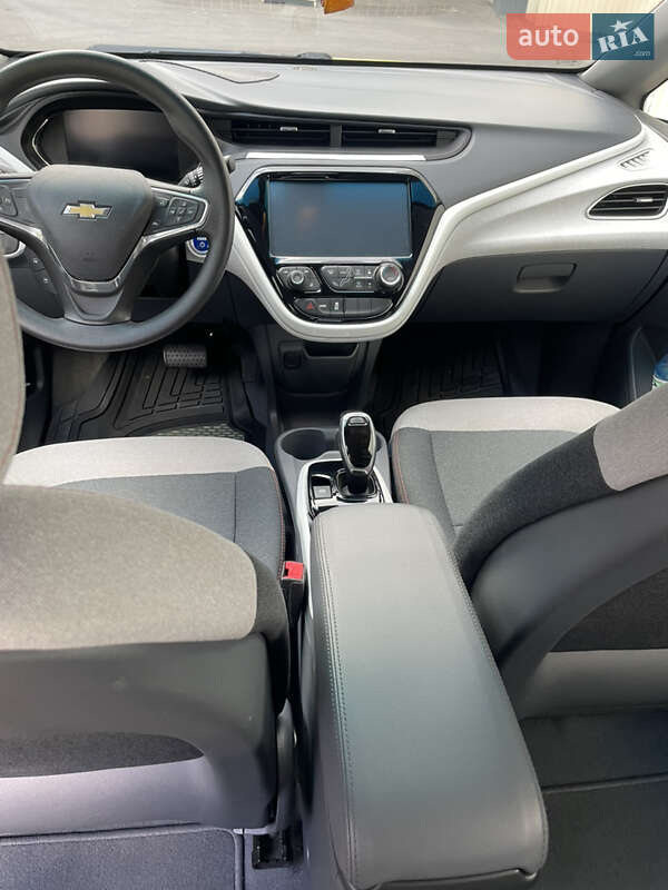 Хэтчбек Chevrolet Bolt EV 2018 в Харькове фото 7 Хэтчбек Chevrolet Bolt EV 2018 в Харькове